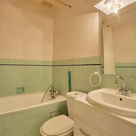 T1 Bis Avec Wifi Et Parking, Animaux Admis, Calme A - Fr-1-841-17